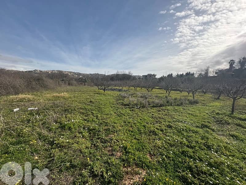 917m land zone 20/40 two floor house Ain Jdeede Above Aley