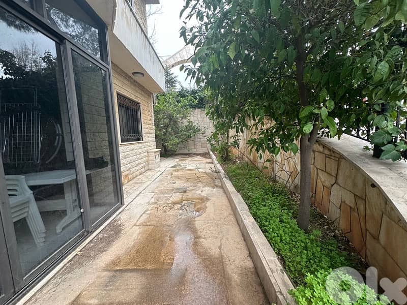 First floor 180m 3Bedroom+30m Garden+Parking AleyEntrance Highland Hot