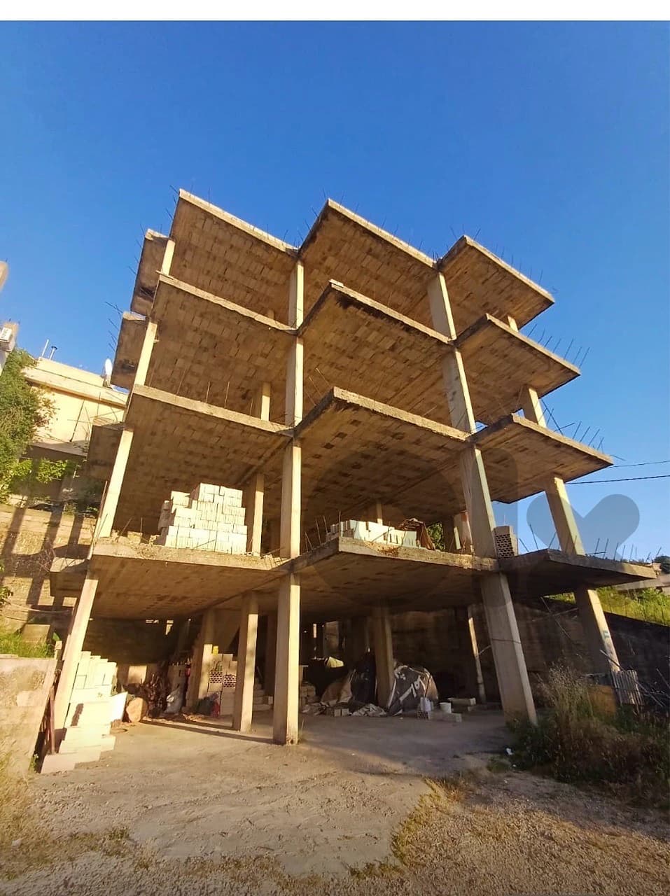 Four floors building 115m each floor + Sanad Kfour above Ghazir
